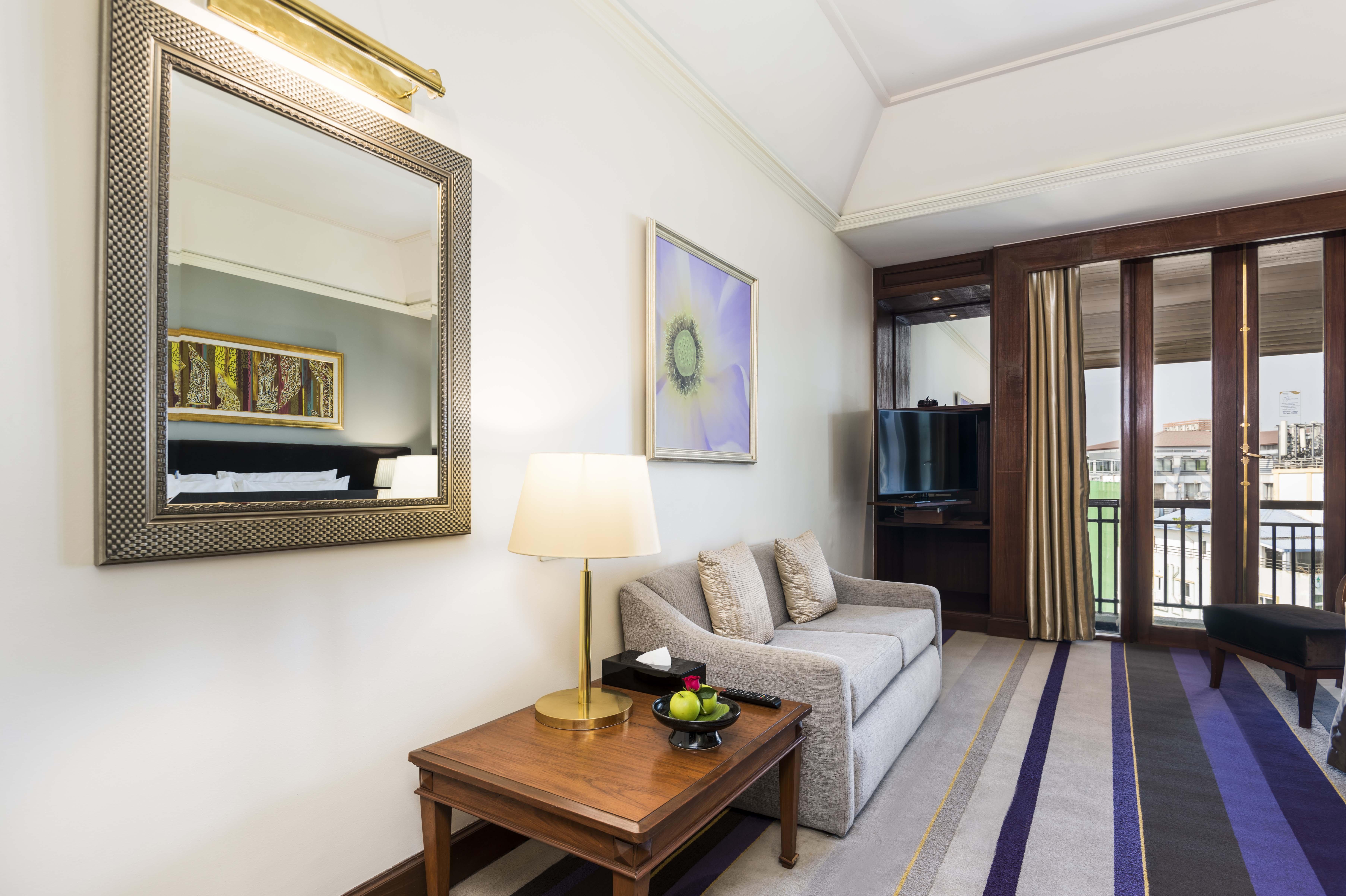 Chatrium Hotel Royal Lake Yangon Exteriör bild