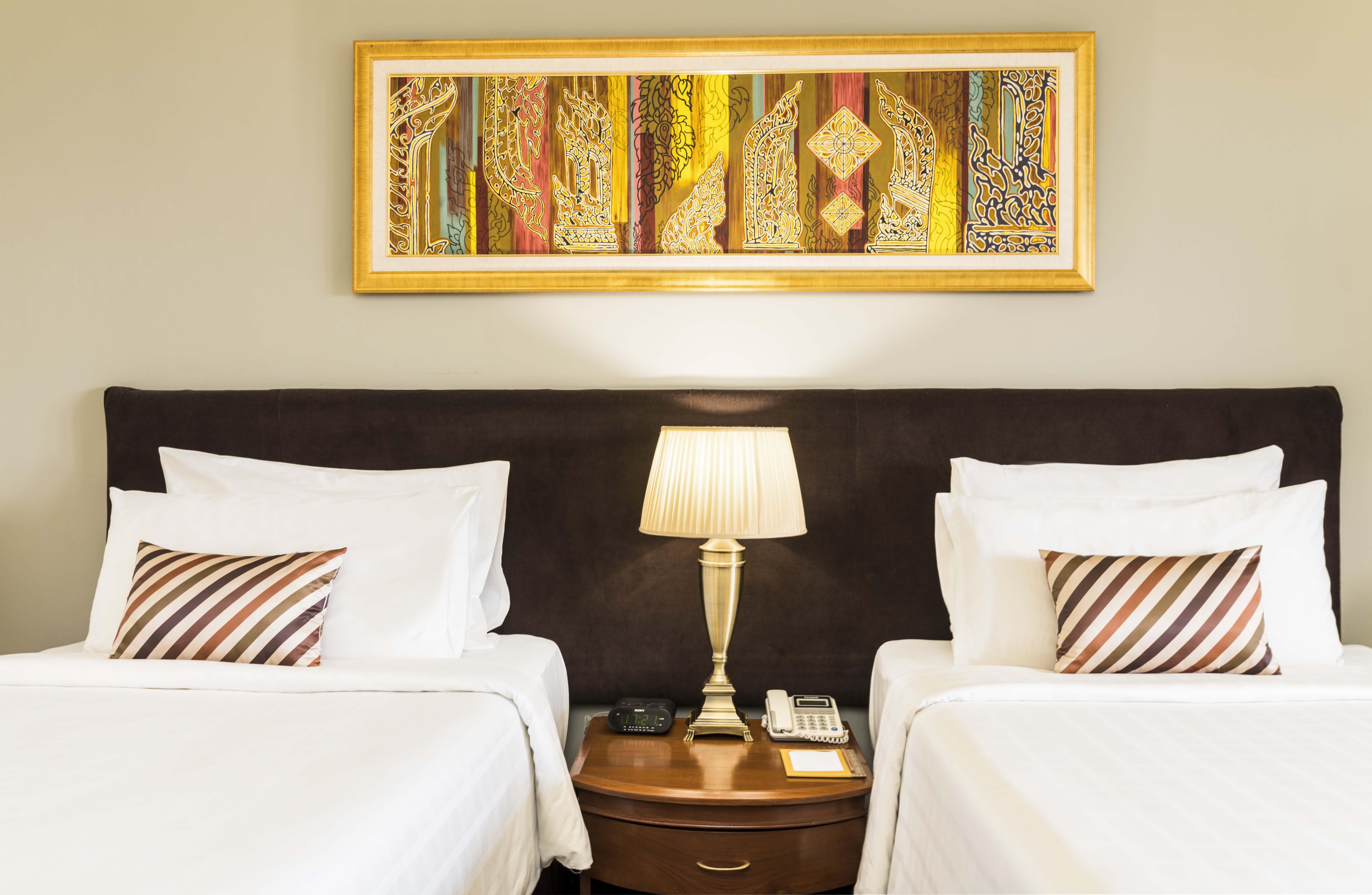 Chatrium Hotel Royal Lake Yangon Exteriör bild
